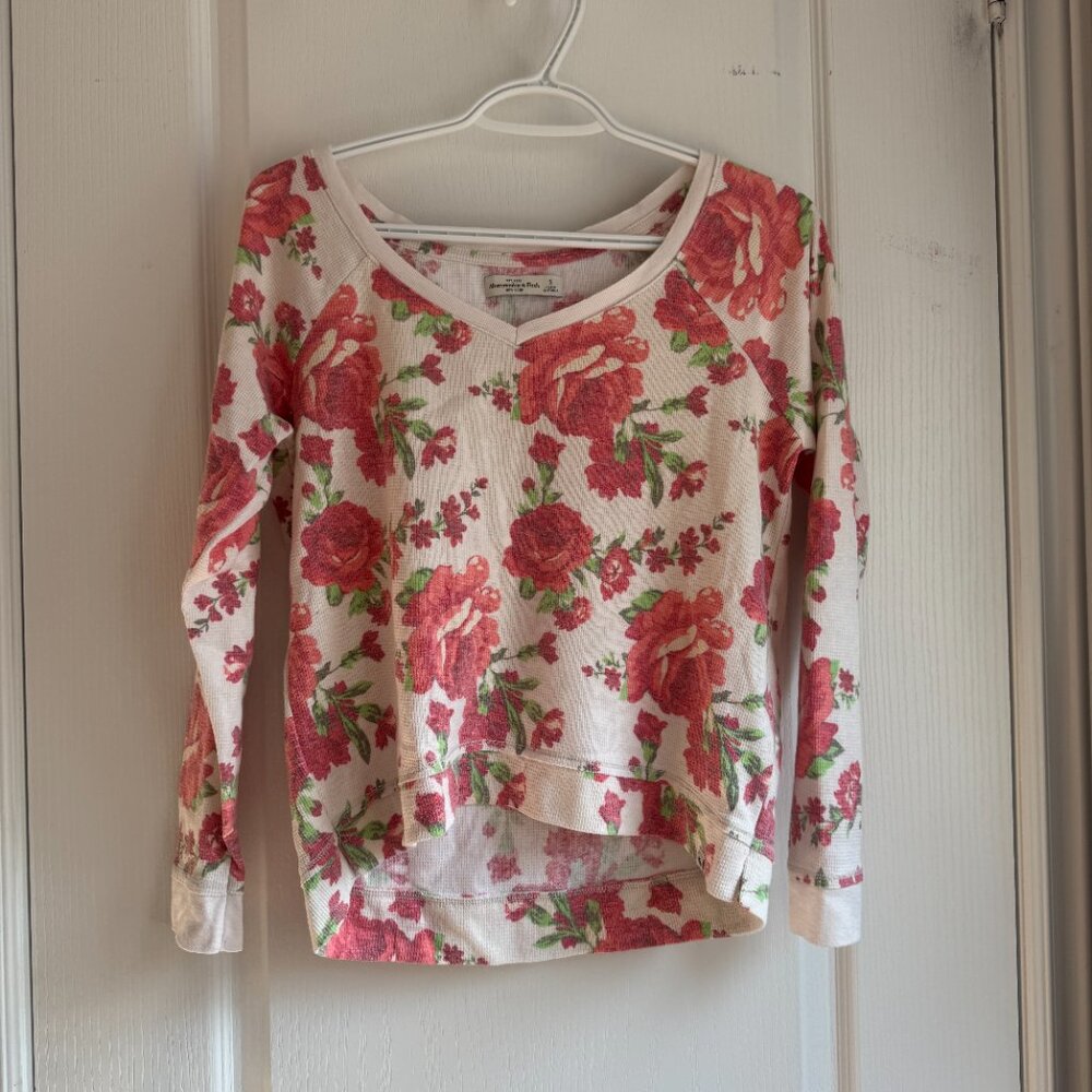 Abercrombie & Fitch floral long sleeve